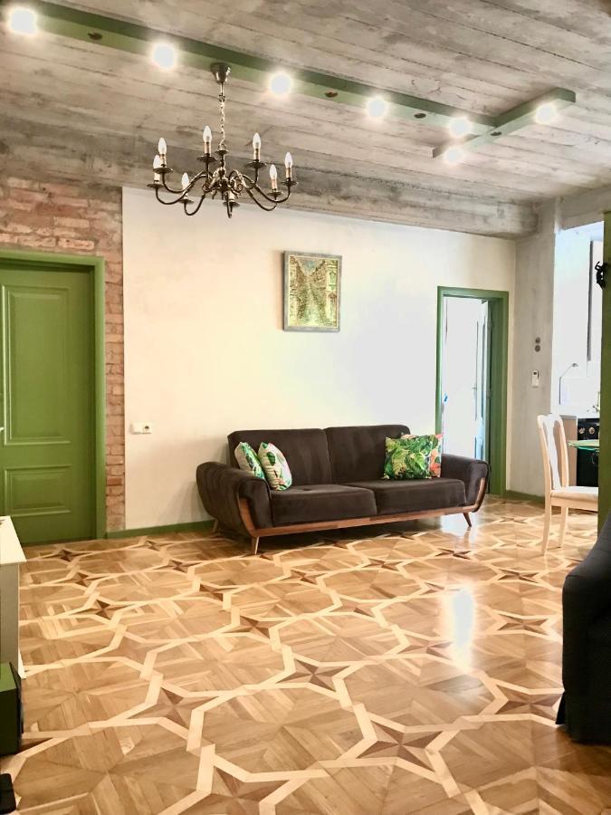 T2&T3 Apartments Levanto Tbilisi Luaran gambar