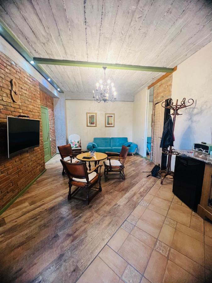 T2&T3 Apartments Levanto Tbilisi Luaran gambar